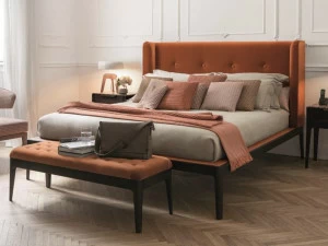 Porada Двуспальная кровать из дерева с мягким изголовьем Iron