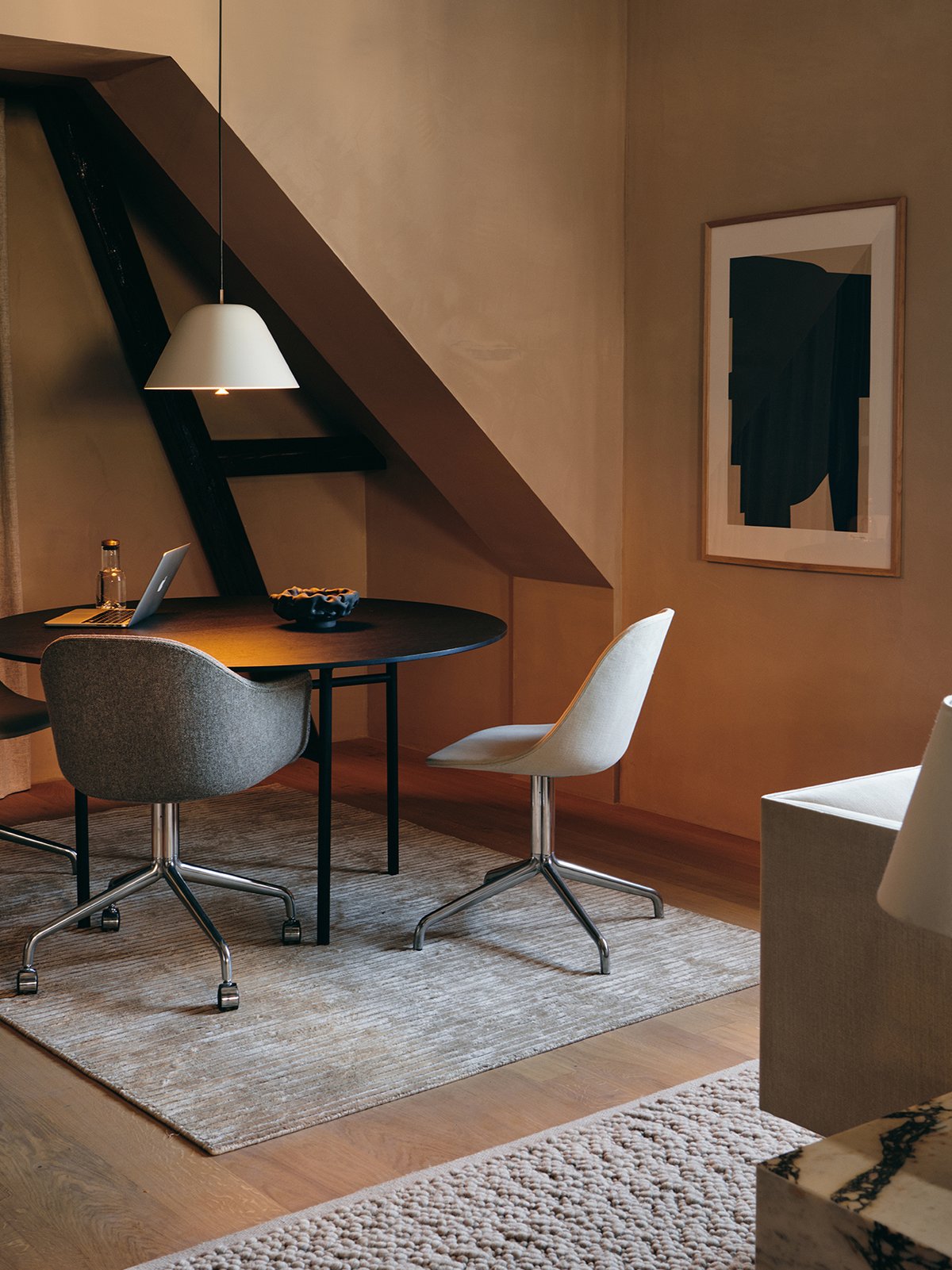 1152539 MENU Стол Snaregade, Круглый 138 см  - Вид №8