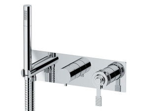 Однорычажный смеситель для ванны с ручным душем