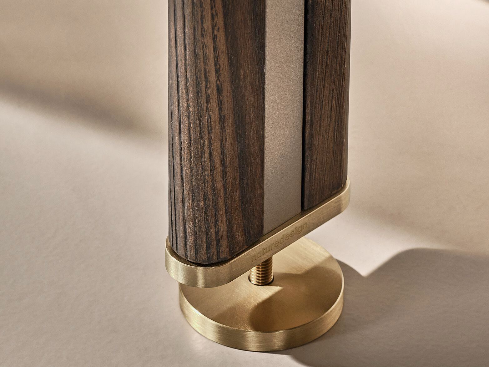 Стеклянный книжный шкаф с креплением пол-потолок Naturedesign Главная ARCH-00088266 - Вид №10