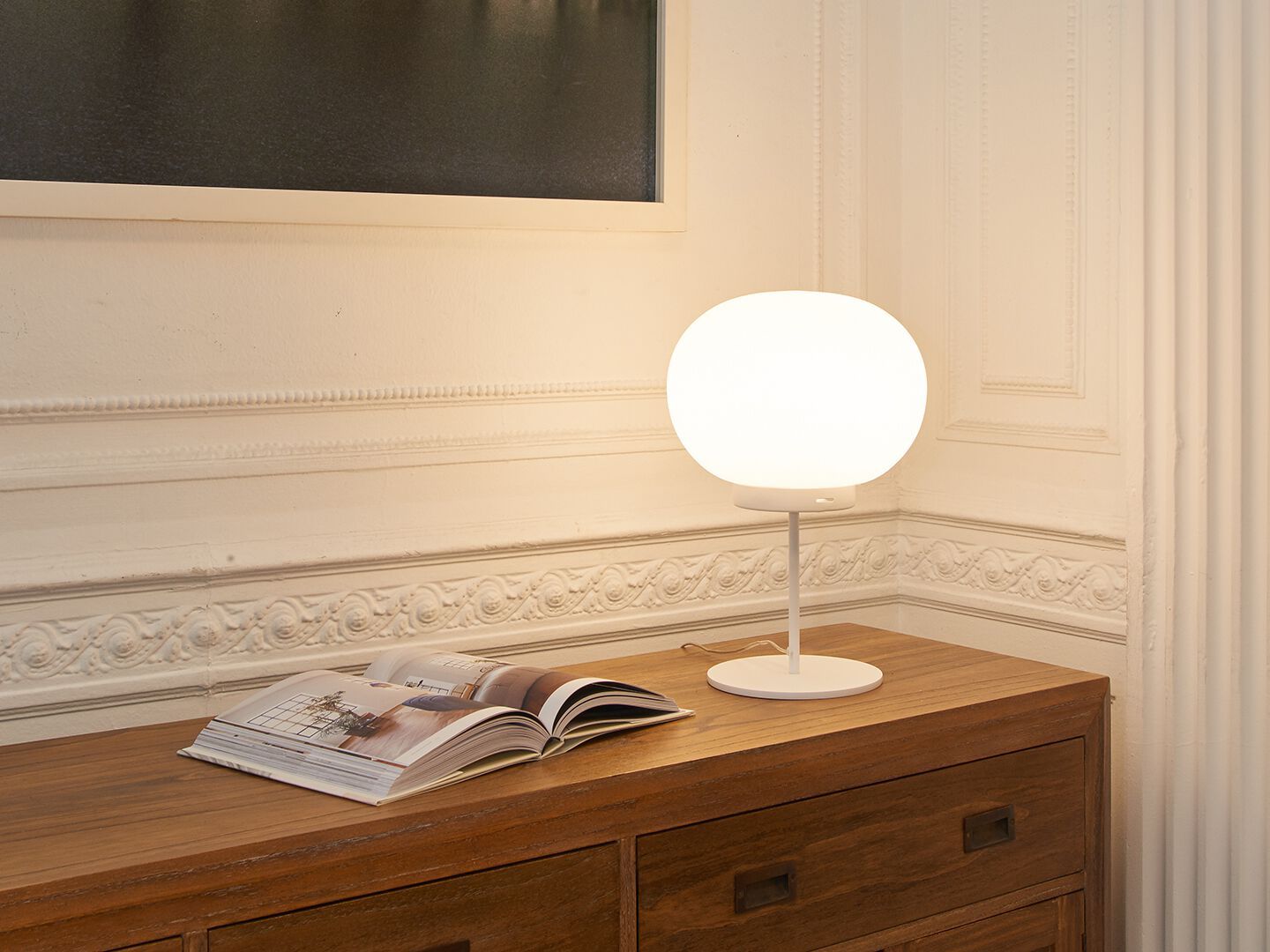 Светодиодная настольная лампа из опалового стекла luxcambra ARCH-00027242 - Вид №1