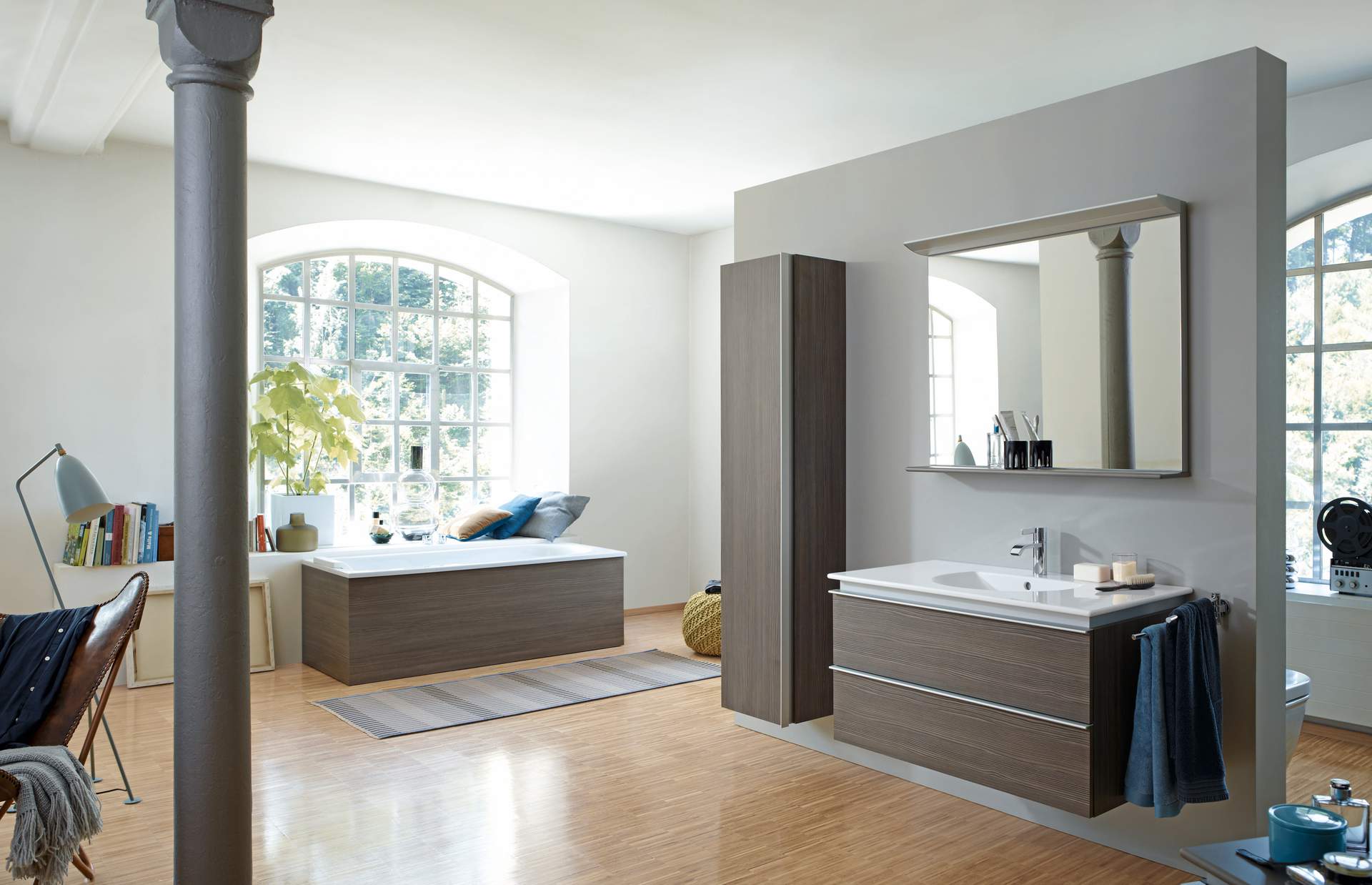 0499830000 Подвесная раковина настенная овальная Duravit Darling New - Вид №4