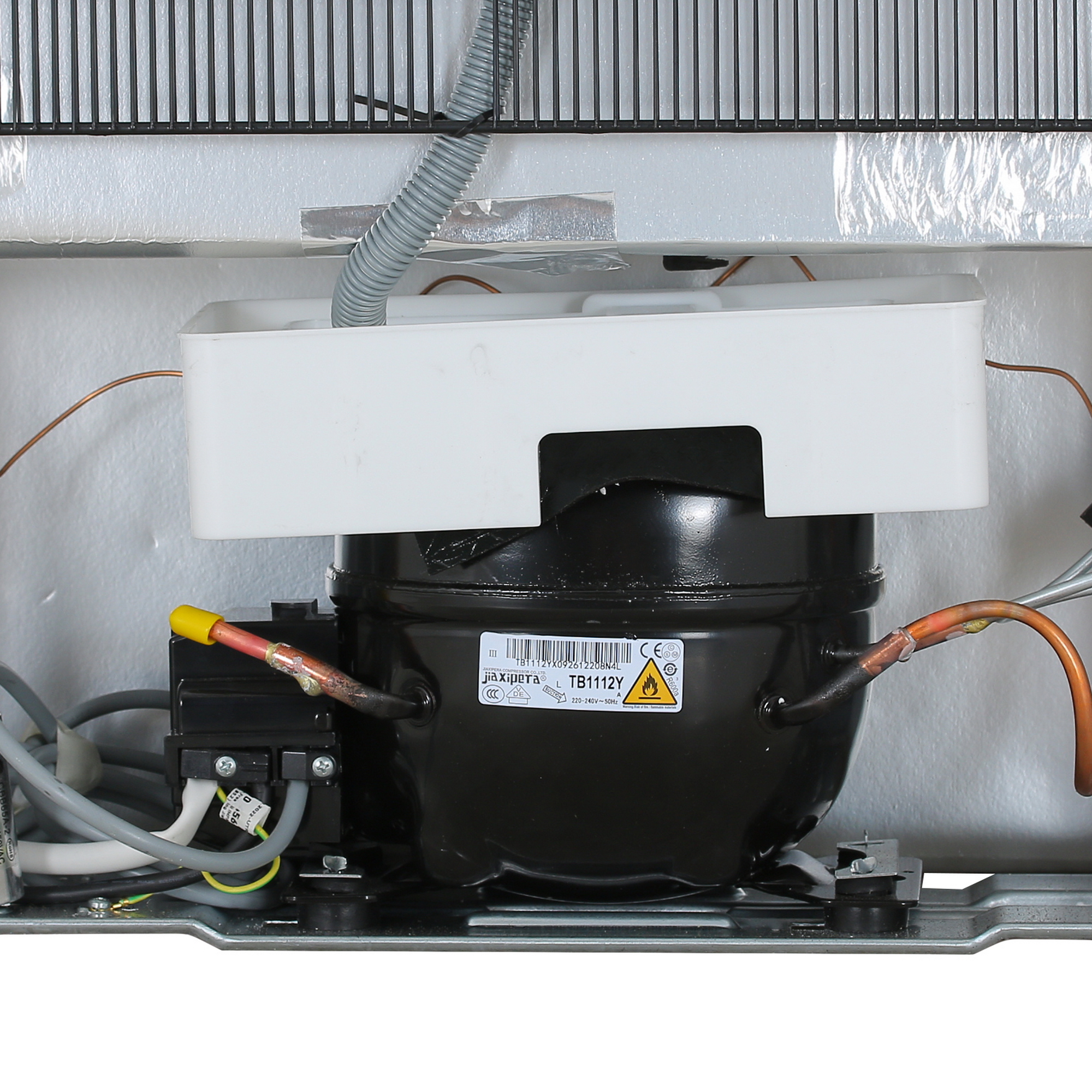 9961853 Встраиваемый холодильник Hotpoint HBT 18 STDN-0002565 - Вид №9