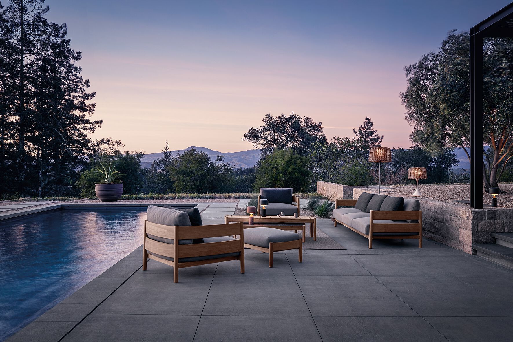 Тканевое садовое кресло с подлокотниками Gloster Haven ARCH-00025556