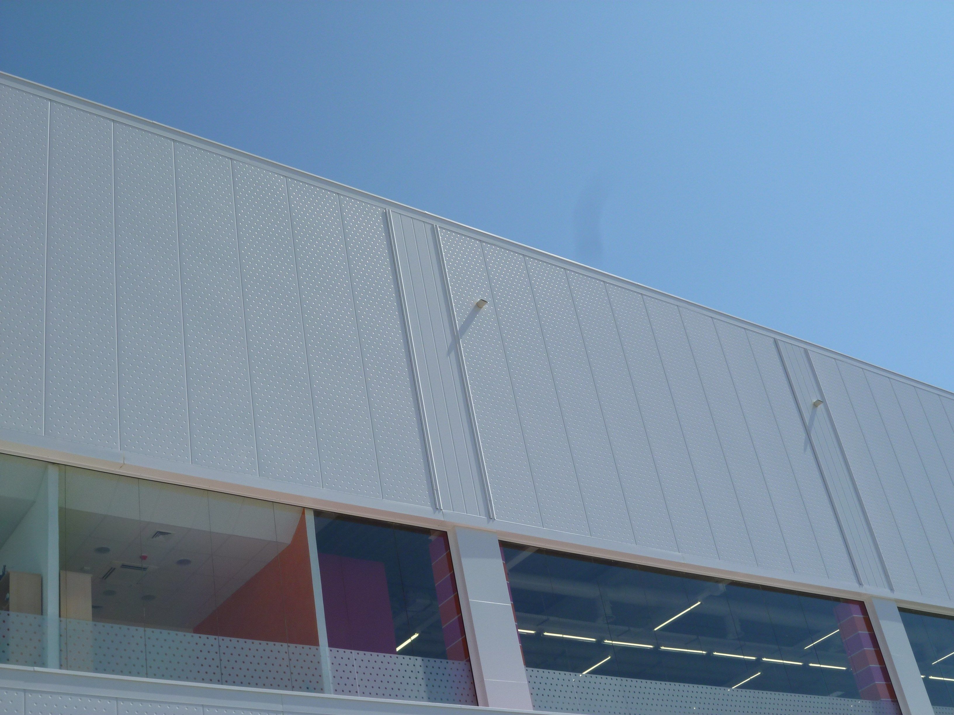 Изолированная металлическая панель для фасада ELCOM SYSTEM ТЕРМОПАРЕТЫ® ARCH-00063678 - Вид №79