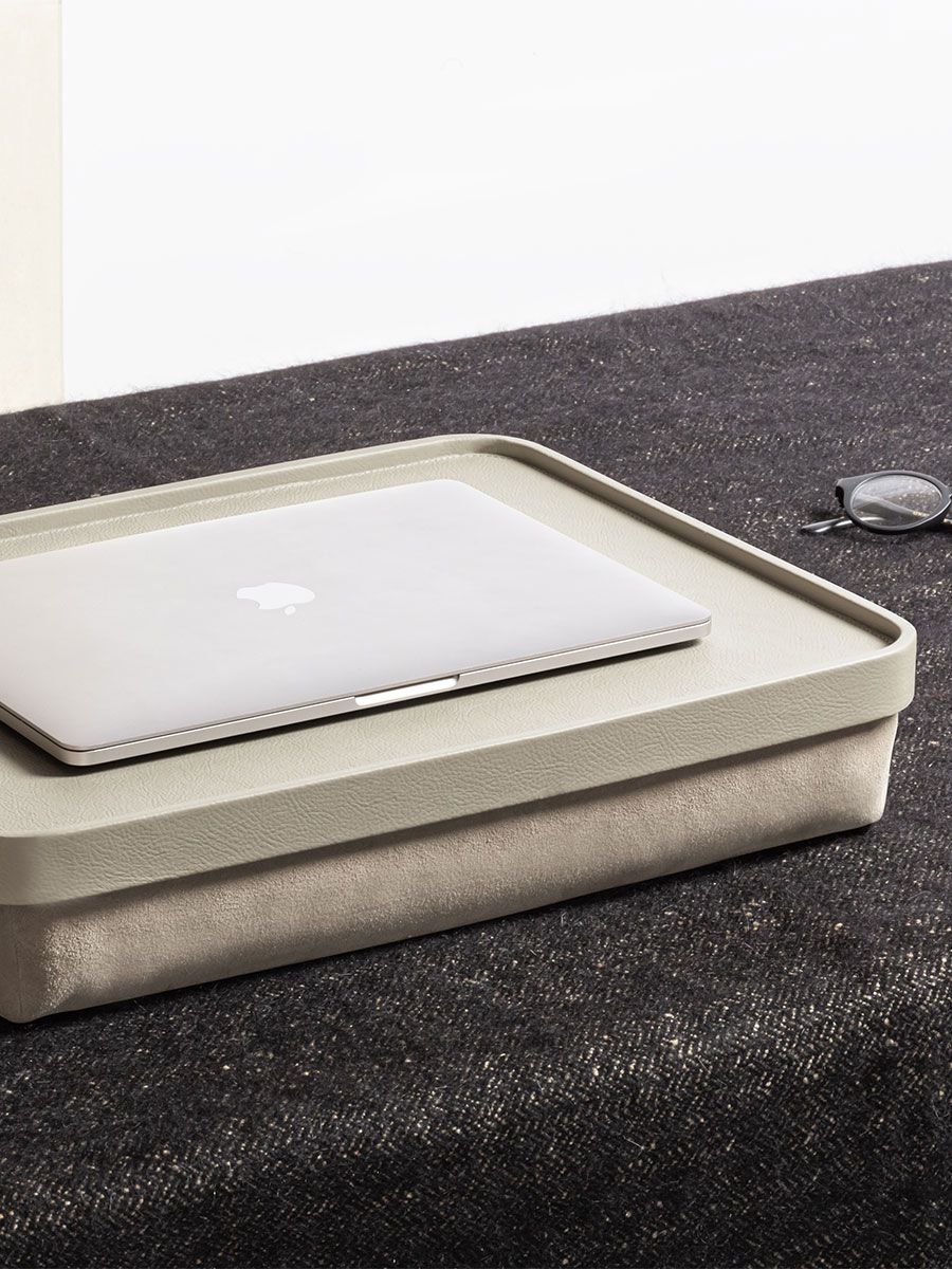 Кожаный Настольный держатель для процессора и ноутбука Poltrona Frau OFFICE COLLECTION ARCH-00073474 - Вид №1