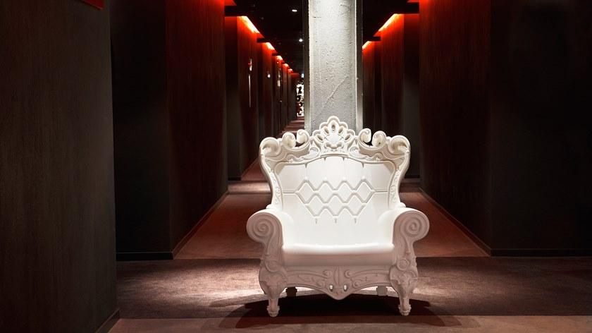 SLIDE Стеганое пластиковое кресло в современном стиле для контракта Design of love sun-id-1493296 - Вид №5