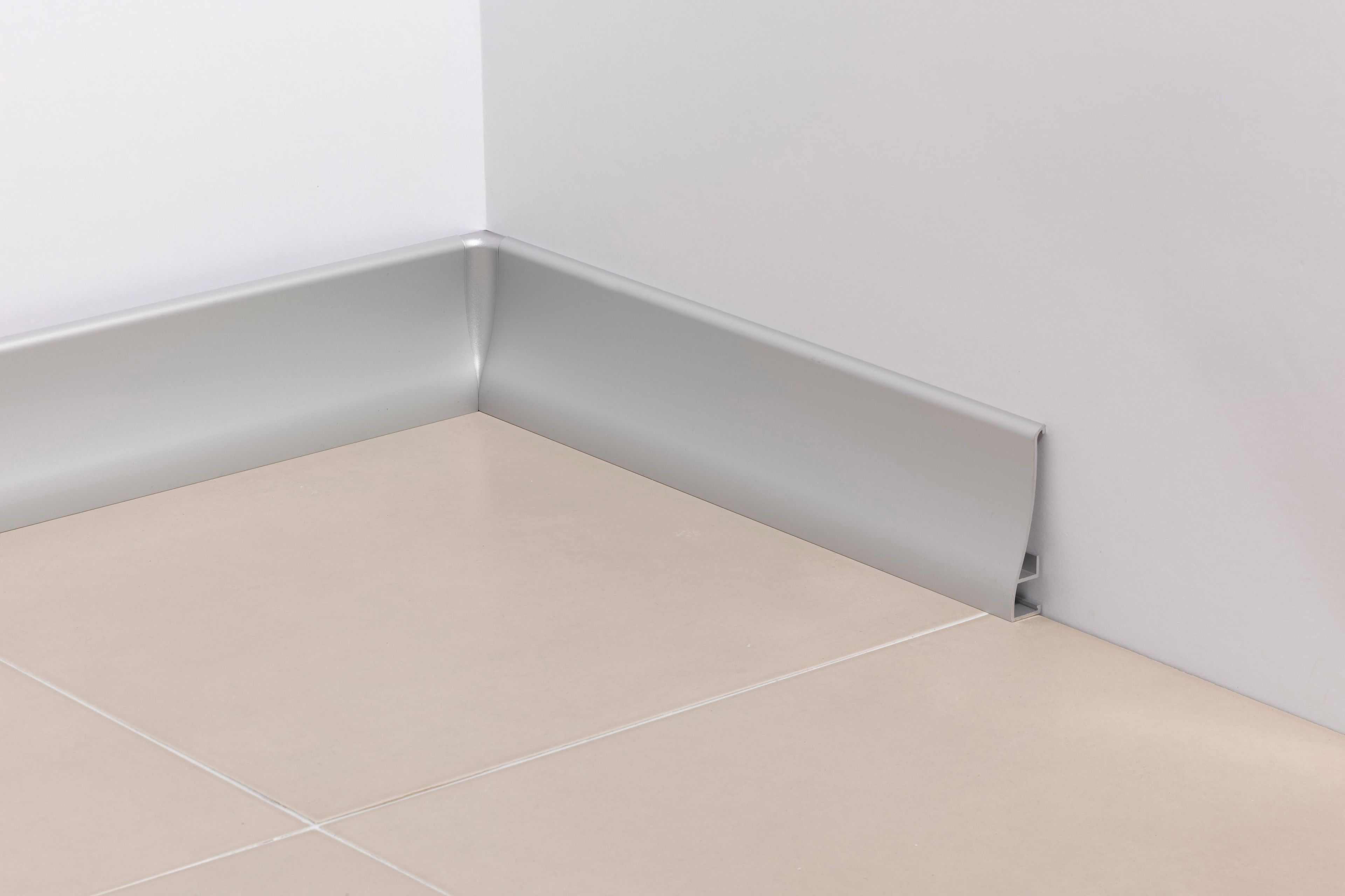 Алюминиевый плинтус EMAC Italia Novorodapie® ARCH-00004813