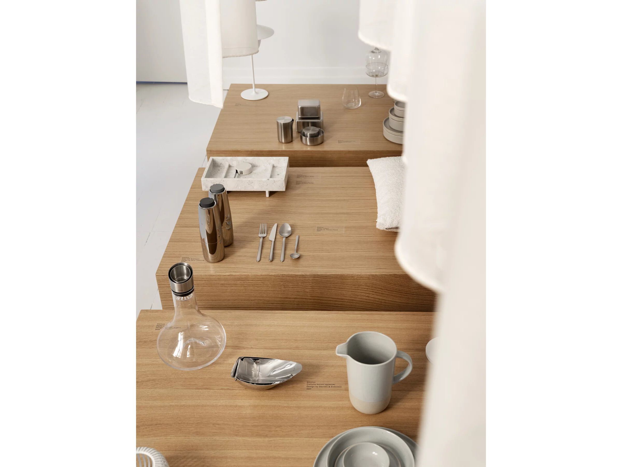 Прямоугольный журнальный столик из дуба blomus Goba ARCH-00037345 - Вид №2