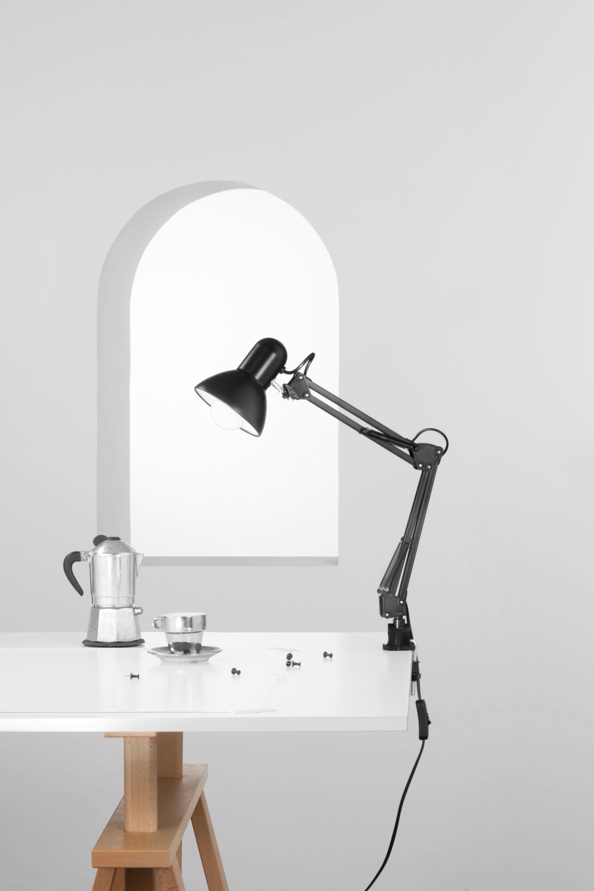 Регулируемая металлическая настольная лампа с зажимом Fan Europe Lighting окружающий свет дизайн ARCH-00134898 - Вид №1