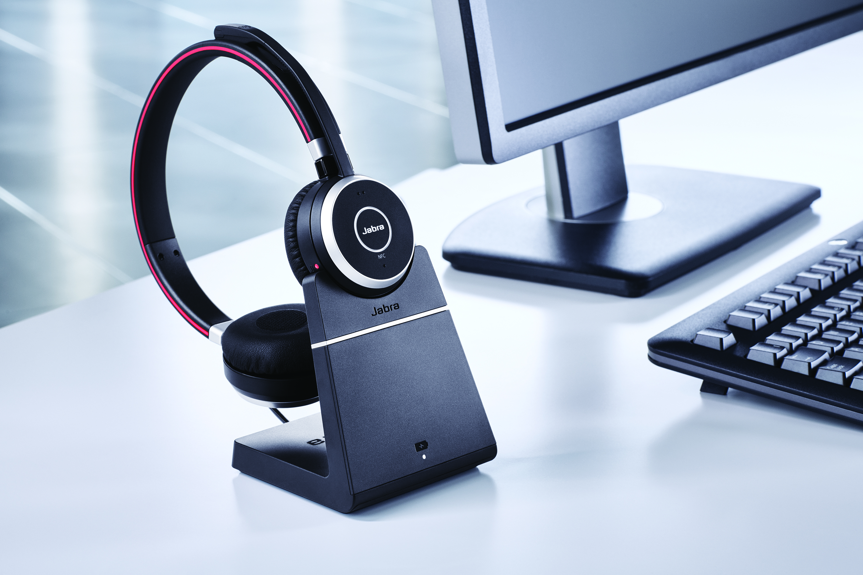 7599-838-199 evolve 75 stereo uc, charging stand & link 370 Jabra Santreyd  - Вид №15