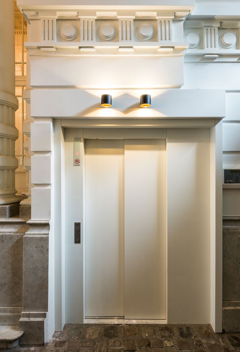 Диммируемый светодиодный настенный светильник Deltalight ORBIT LED ARCH-00054138 - Вид №2