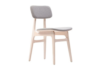 Деревянный стул