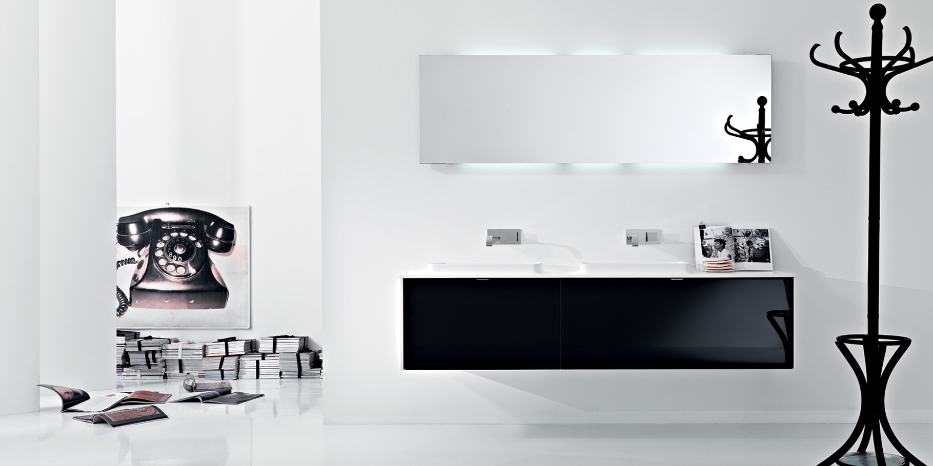 Комбинация ванной комнаты PV24 в отделке Volé J01 Milltek / L36 Cacao / L41 Bianco  MILLDUE PIVOT PIVOT24 - Вид №1