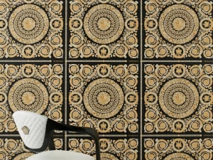 Architects Paper Обои на флизелиновой основе с рисунком Versace iv