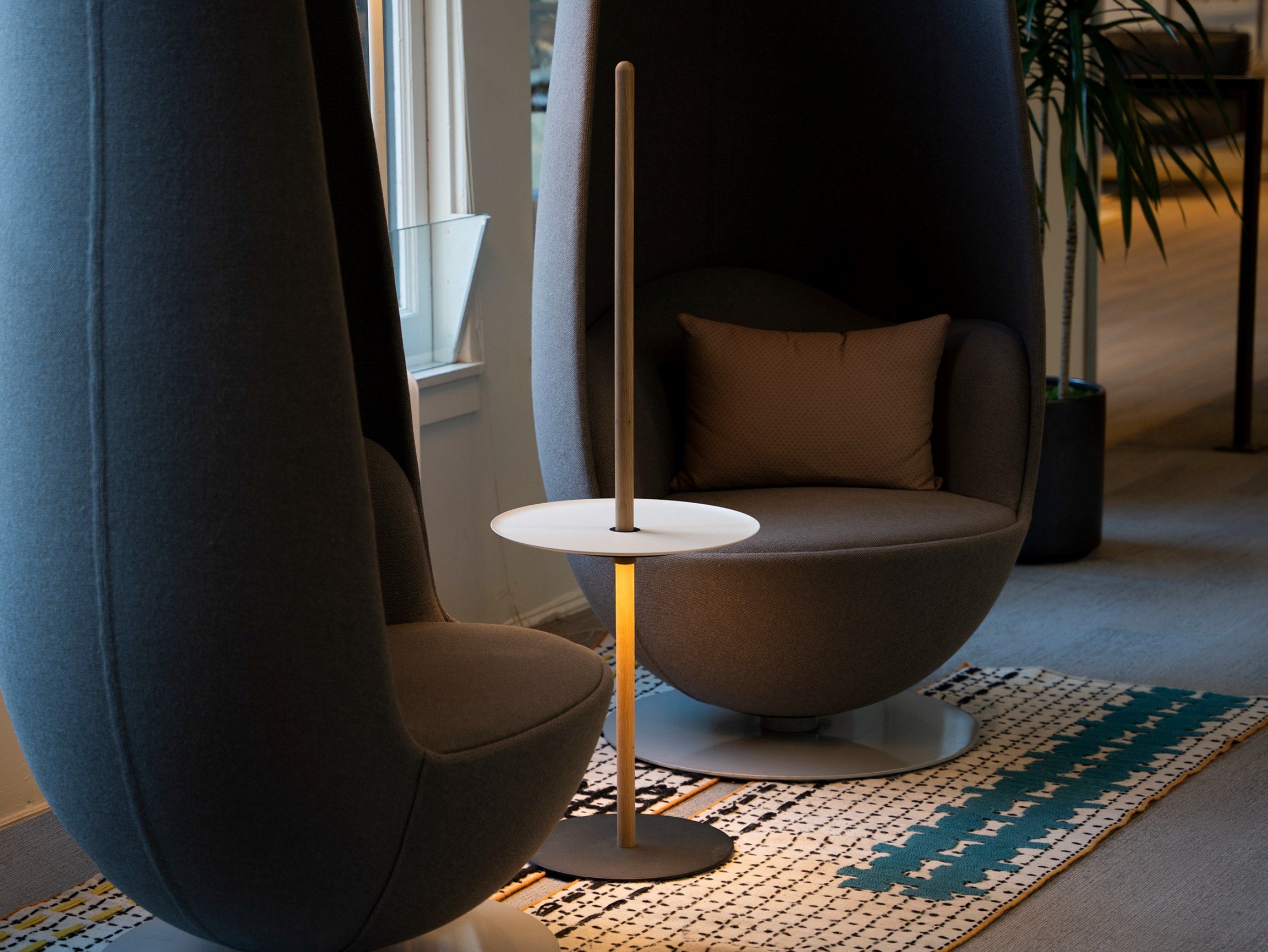 Журнальный столик с регулируемой высотой из стали и дерева Pablo Designs Nivél ARCH-00114301