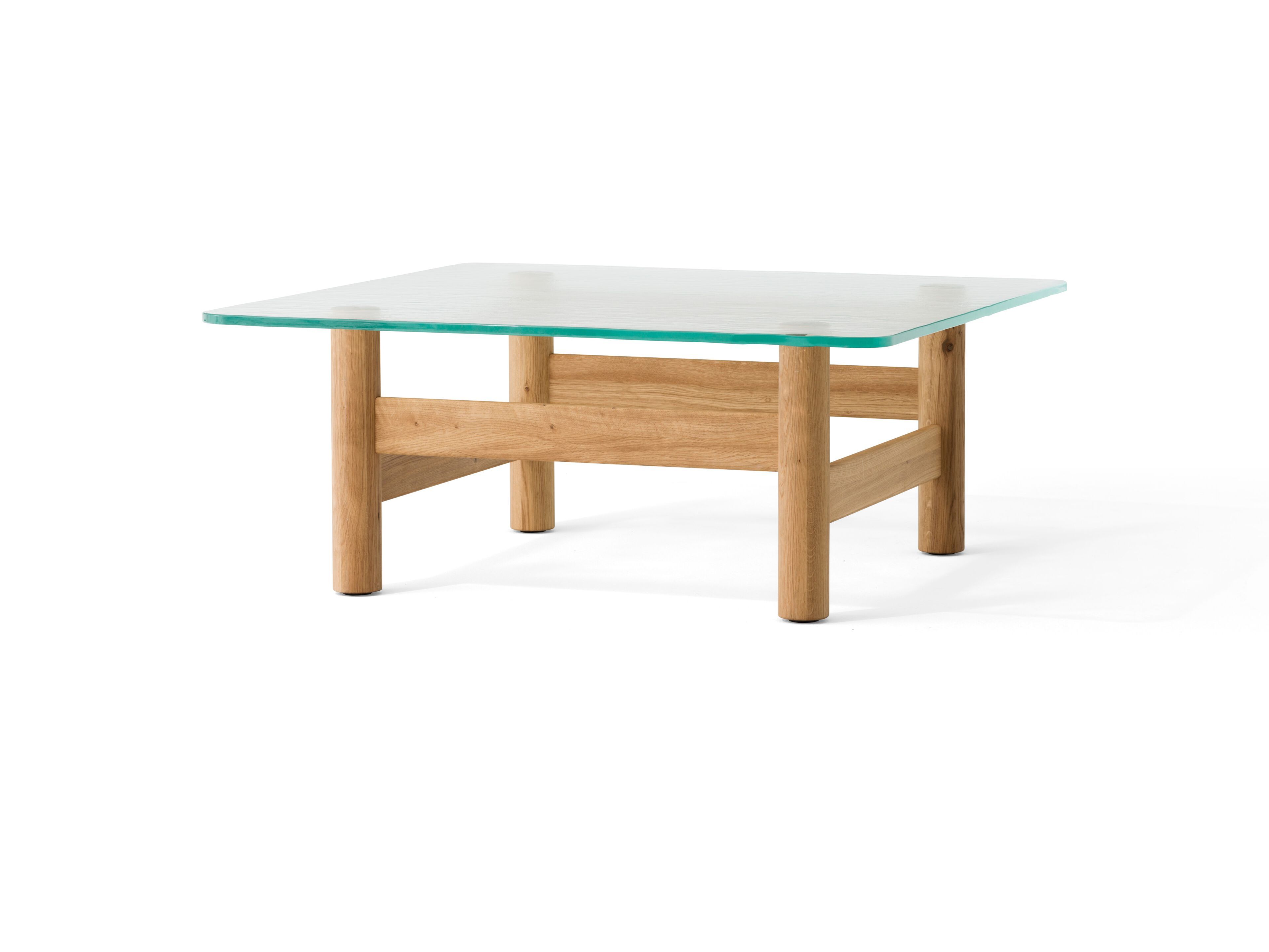 Квадратный деревянный и стеклянный журнальный столик Audo Copenhagen Бразилиа ARCH-00029274