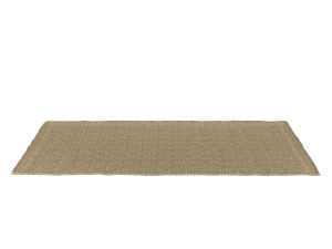 Ковер из синтетического волокна