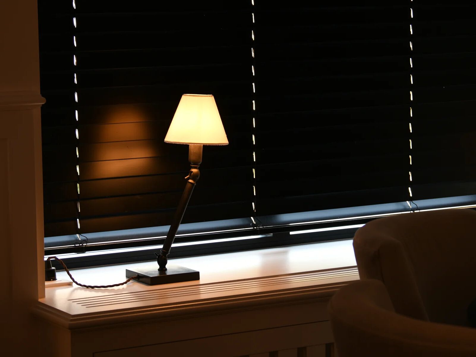 Латунная настольная лампа Authentage Lighting Север ARCH-00056878 - Вид №1