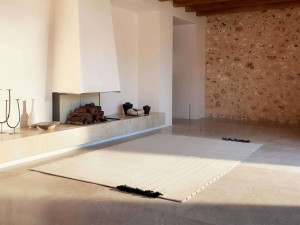 Однотонный ковер ручной работы из шерсти и вискозы