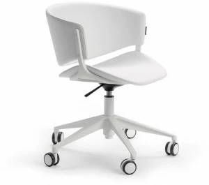 Offecct Кожаное вращающееся кресло с 5 спицами и колесами Phoenix