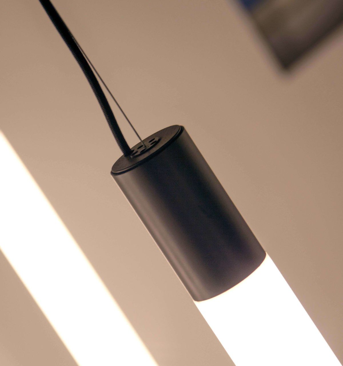 Затемняемый светодиодный подвесной светильник Brillamenti ZCANDLE ARCH-00037048 - Вид №2