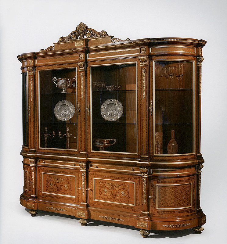 Витрина  EZIO BELLOTTI 1162 