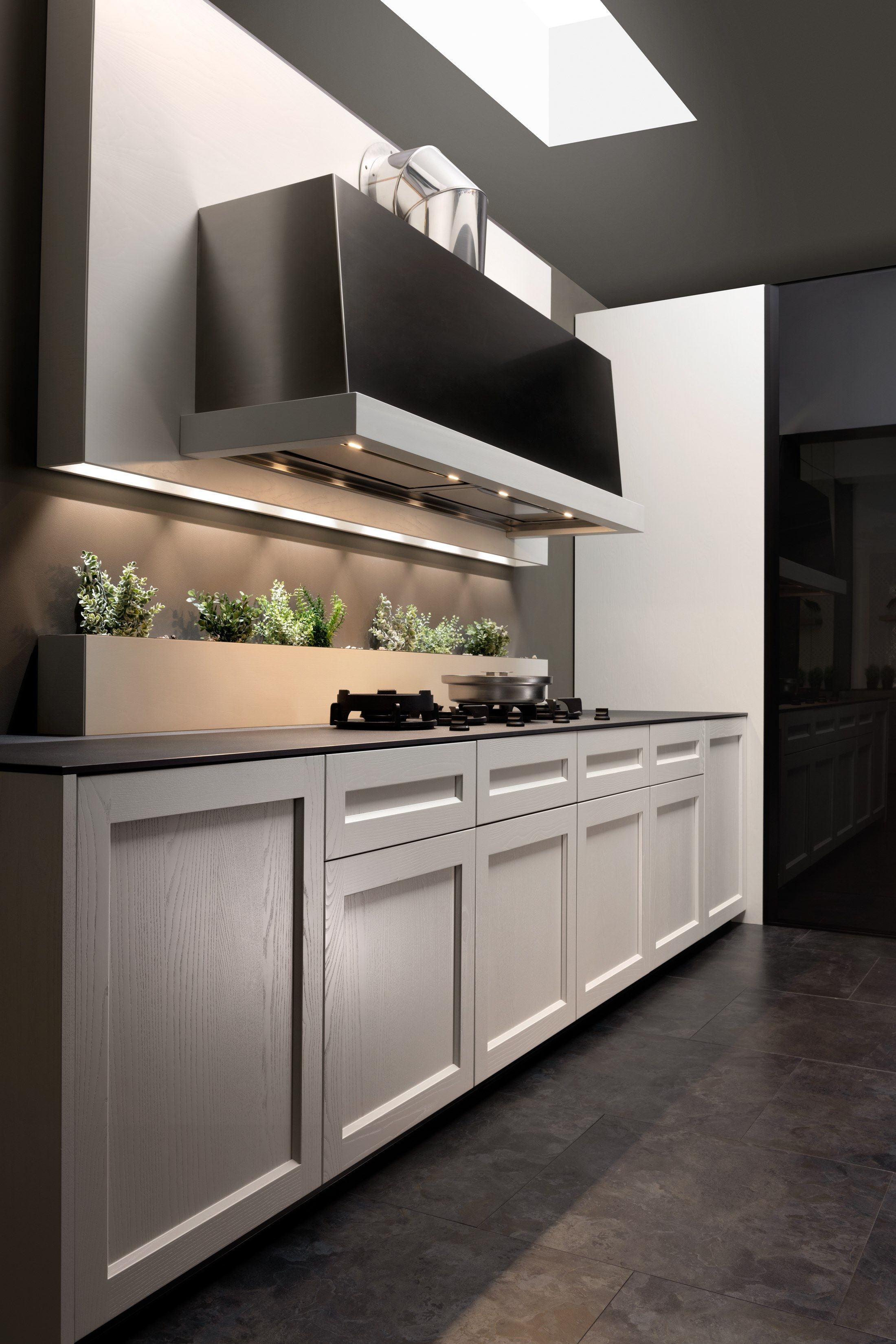Кухня из массива дерева с островом Floritelli Cucine Kea ARCH-00139246 - Вид №1