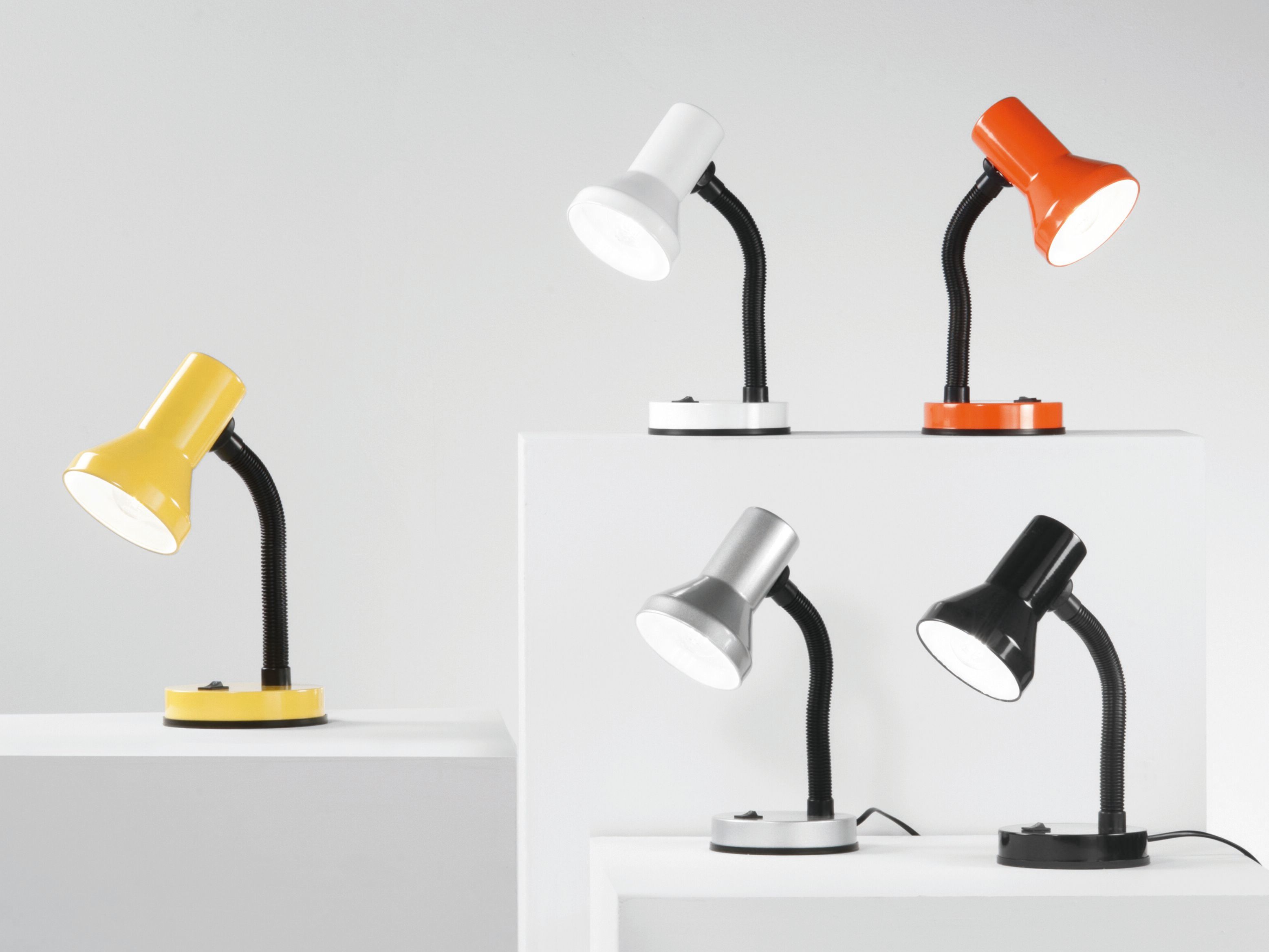 Пластиковая и металлическая настольная лампа с гибкой рукояткой Fan Europe Lighting дизайн окружающего света ARCH-00077287 - Вид №1