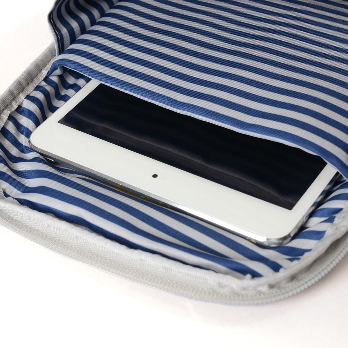 HIC11/435-09 Рюкзак женский HIC11 Vogue RFID Hedgren Inner City  - Вид №3