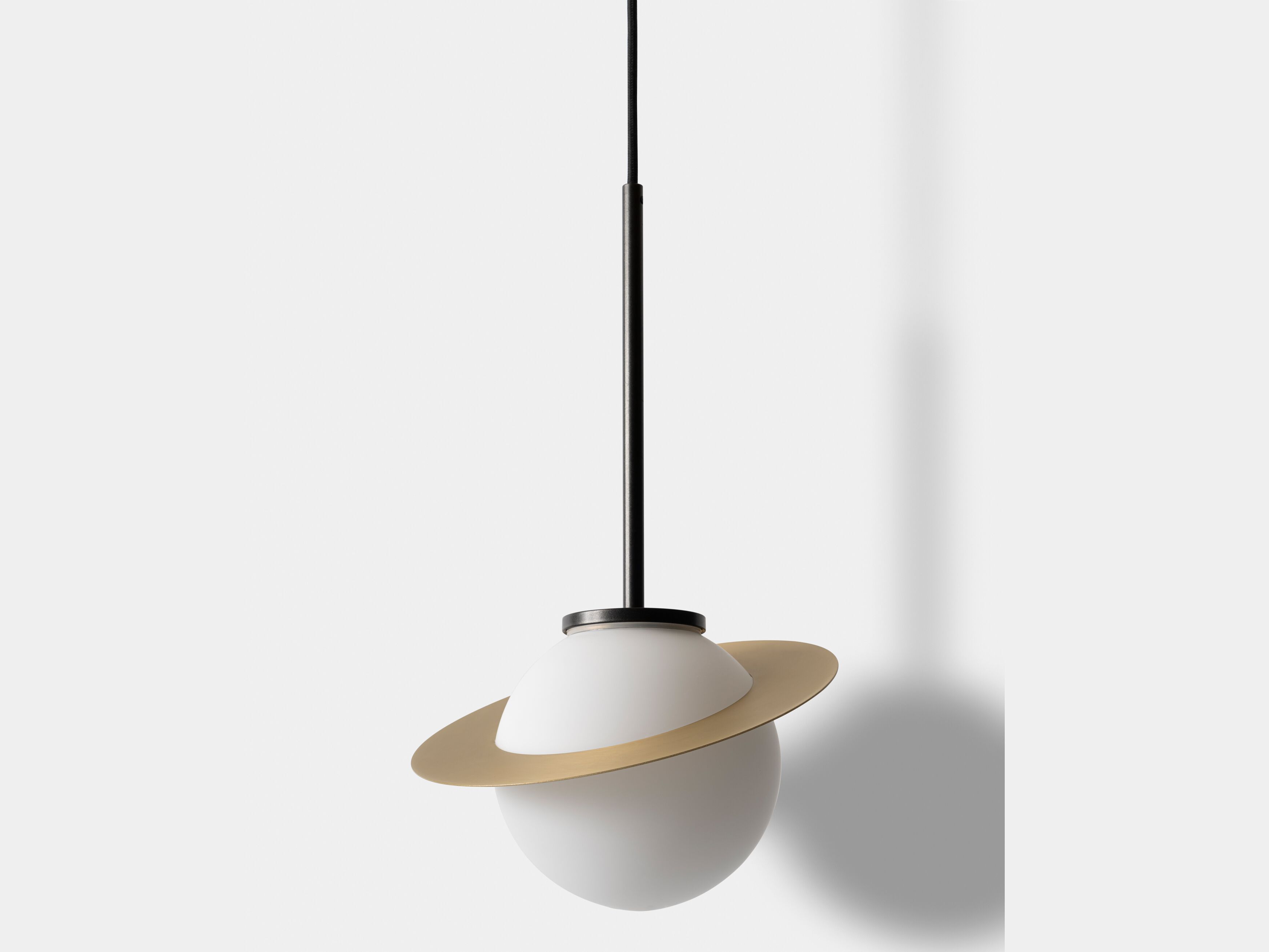 Светодиодный подвесной светильник из матового стекла и металла Pirovano SOLE 23 ARCH-00078423 - Вид №1