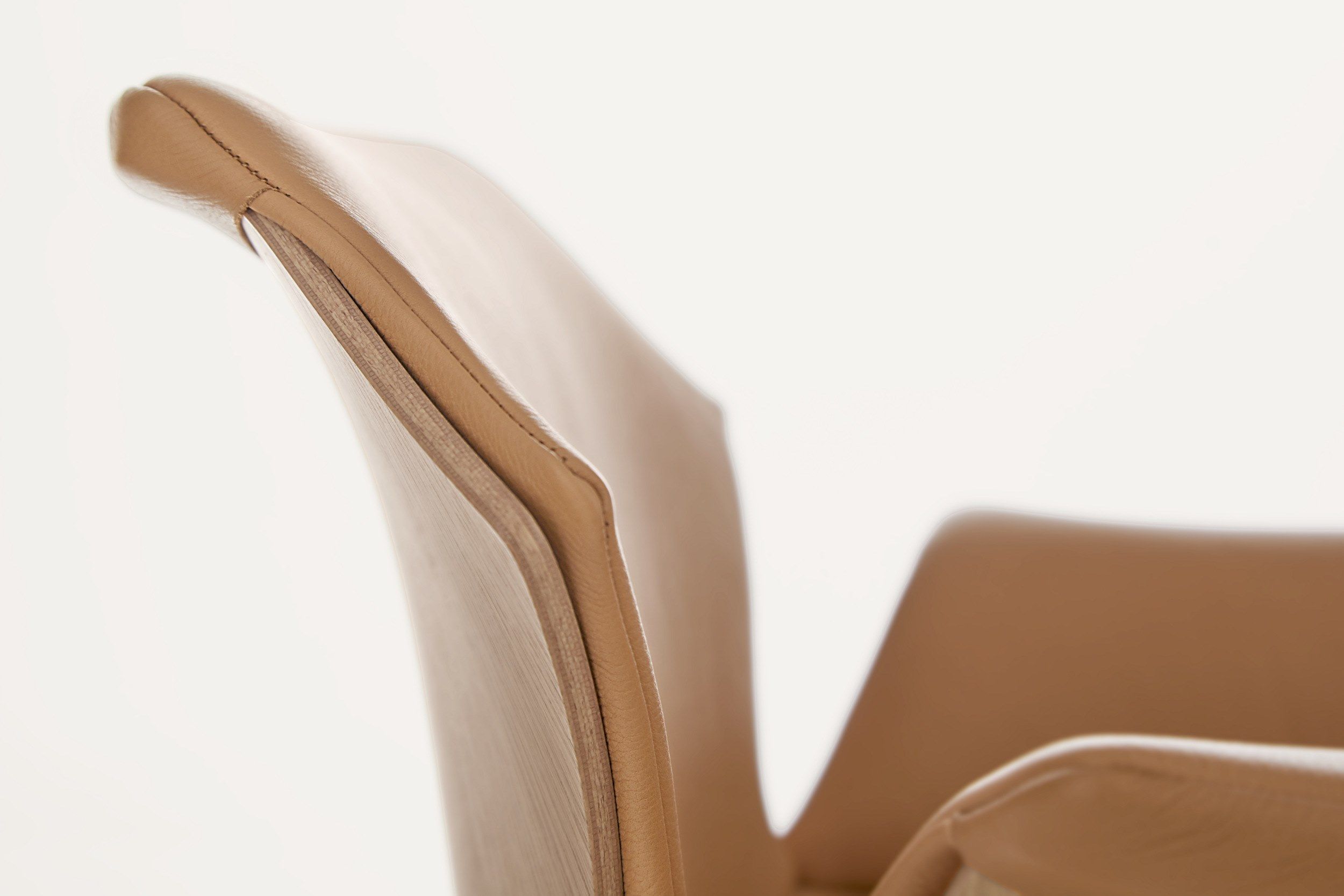 Деревянный стул с подлокотниками BassamFellows Petal ARCH-00119260 - Вид №6