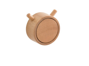 Деревянная настенная вешалка