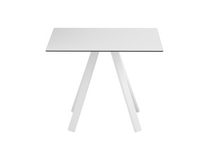 Квадратный стол со спицами