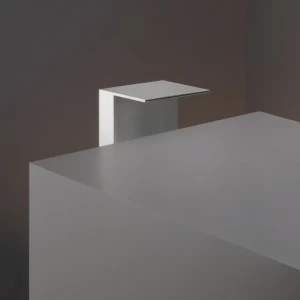 Свободно стоящий водопад струи для ванной Н. 650 мм  REG44 CEADESIGN