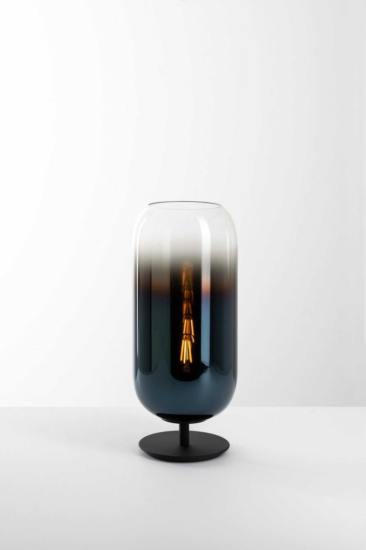 Светодиодная настольная лампа из дутого стекла Artemide Gople ARCH-00039061 - Вид №11