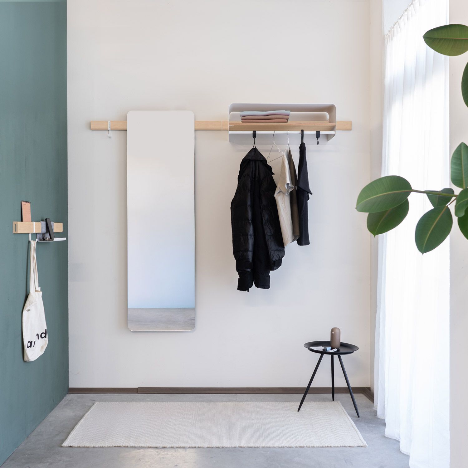 Настенная деревянная секционная прихожая с зеркалом Variand Furniture E12 ARCH-00045701 - Вид №4