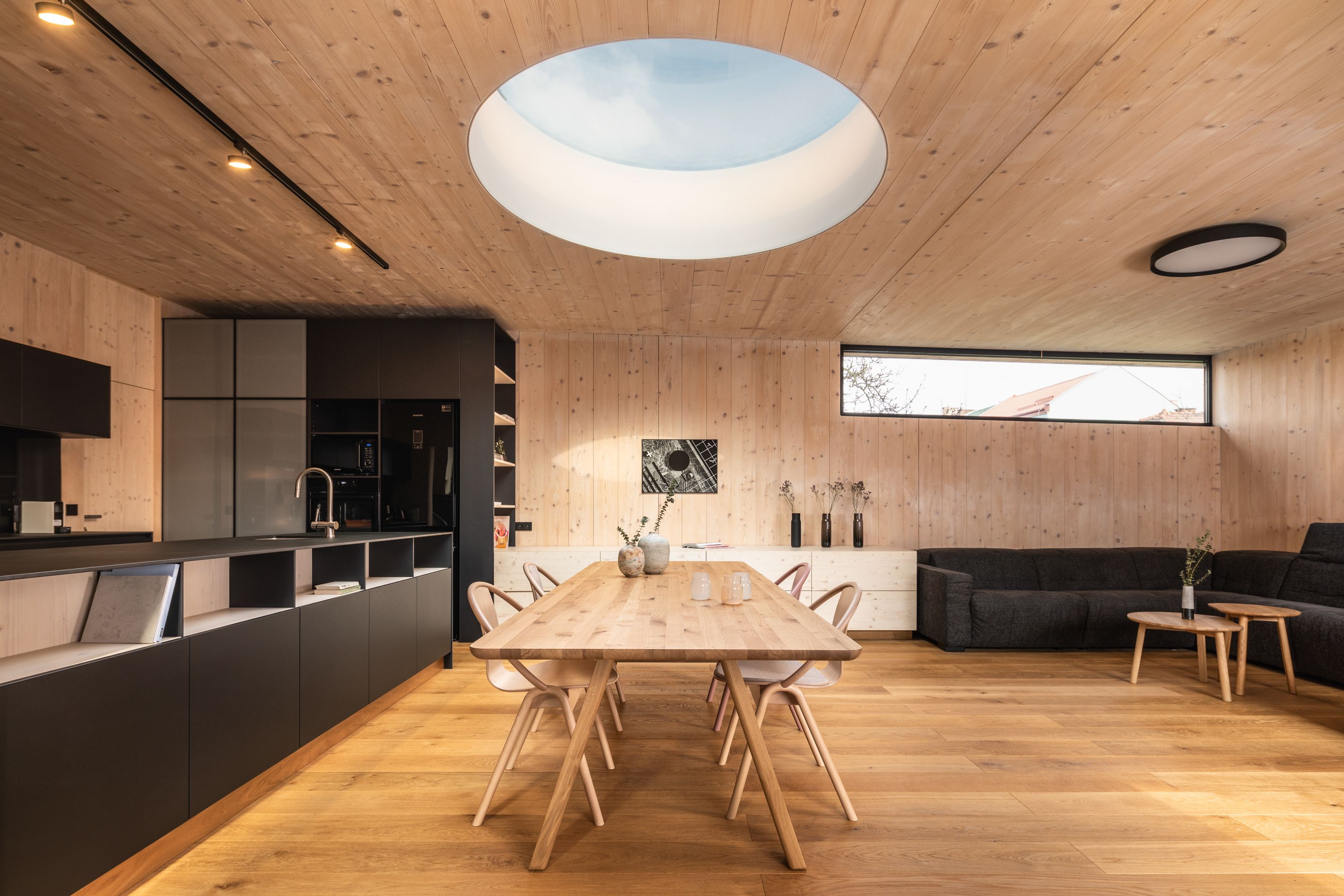 Деревянный штабелируемый стул с подлокотниками TON AGAIN ARCH-00050052 - Вид №12