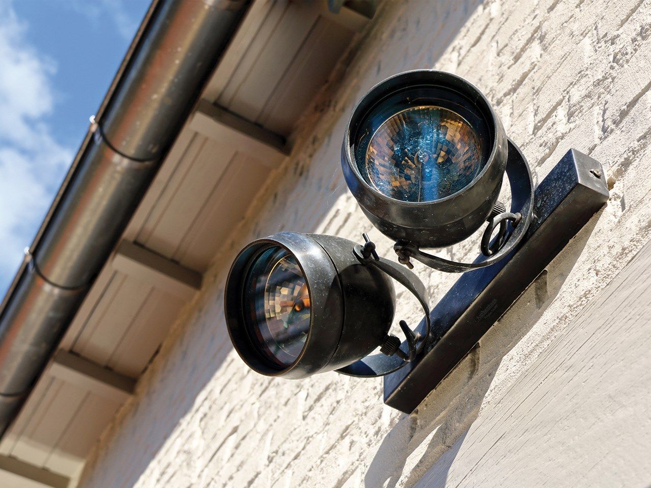 Латунь регулируемый открытый настенный светильник Authentage Lighting Macro ARCH-00099629 - Вид №2