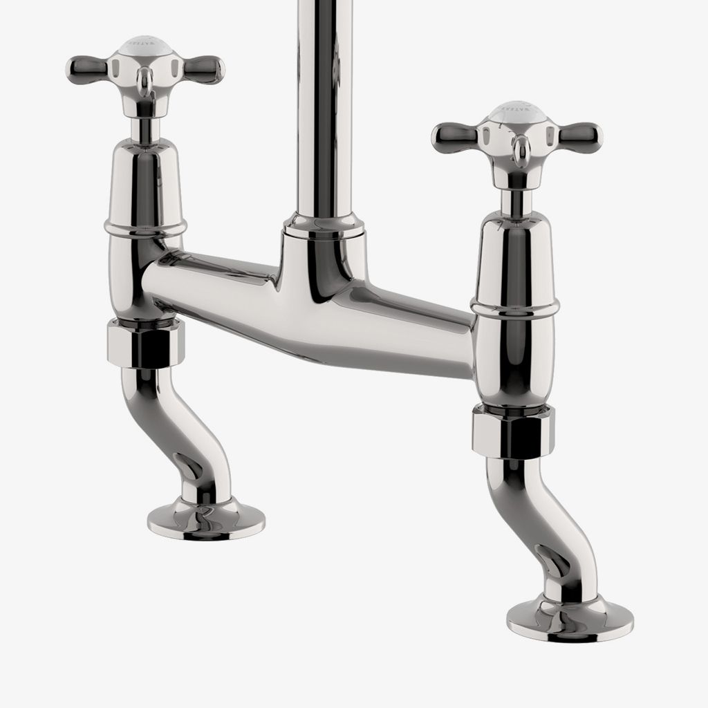 EAKM01 Faucet кухни Gooseneck моста Easton классический 2 отверстий, ручки металла перекрестные Waterworks  - Вид №1