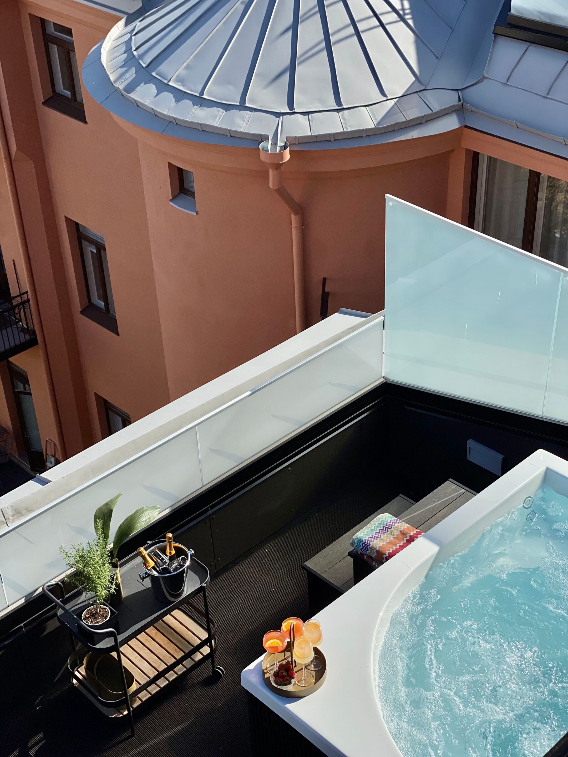 Открытый джакузи акриловые мини-бассейн Drop VUOLLE COMPACT ARCH-00047775 - Вид №5