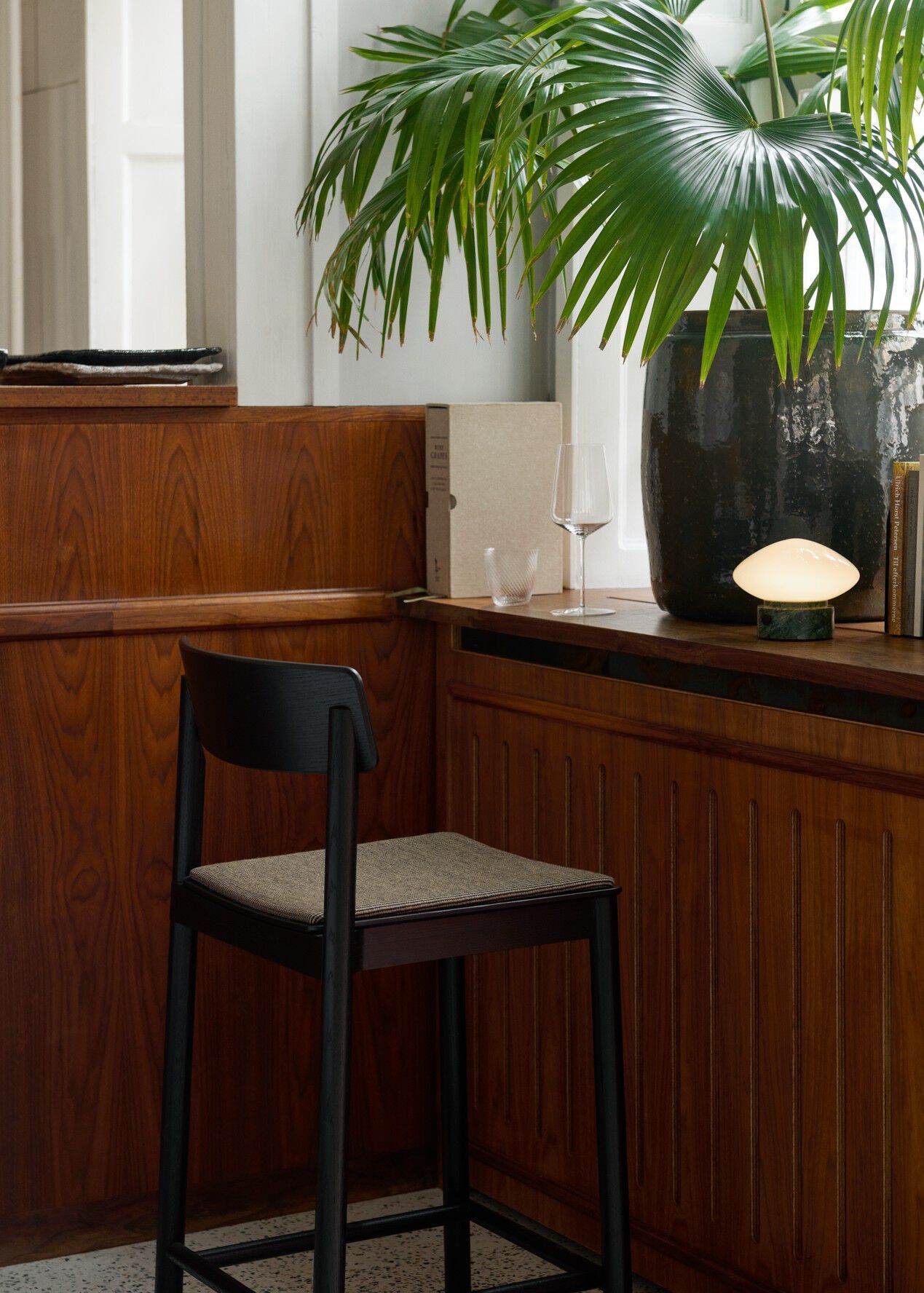 Твердый деревянный кухонный стул с мягким сиденьем &Tradition Betty ARCH-00117131 - Вид №13