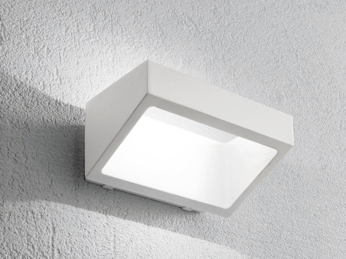 Алюминиевый светодиодный наружный настенный светильник Fan Europe Lighting INTEC ARCH-00124377