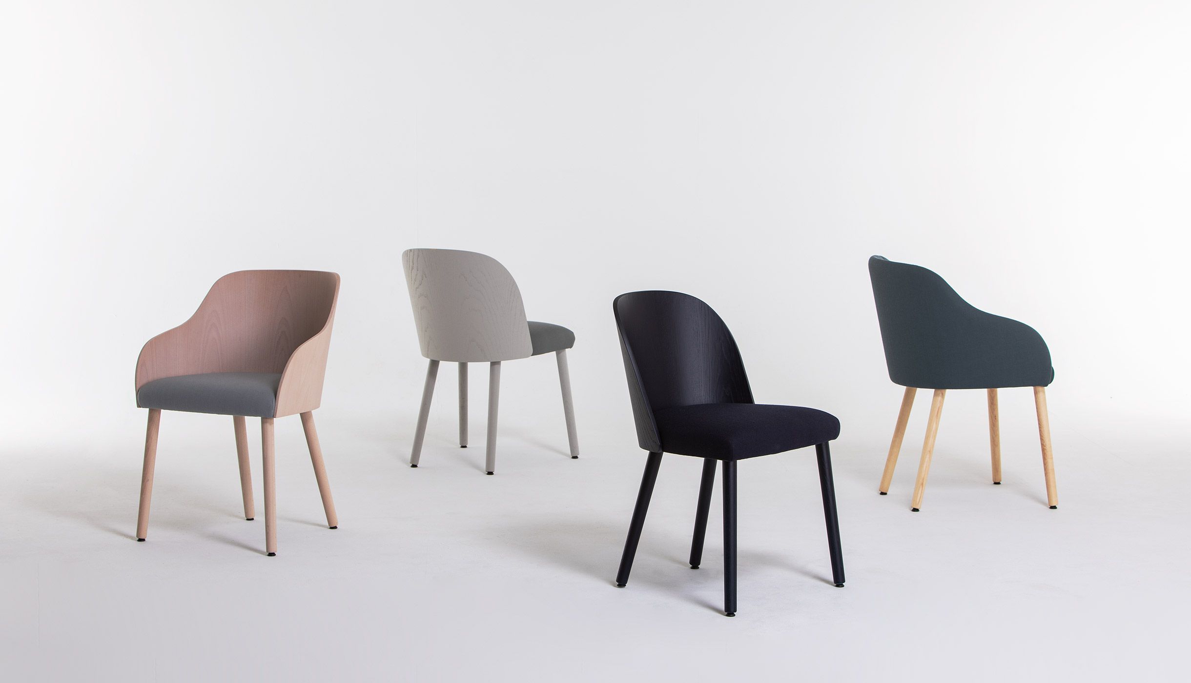 Стул из ясеня с металлическими подлокотниками и ножками Vergés Cistell Original ARCH-00067183 - Вид №3