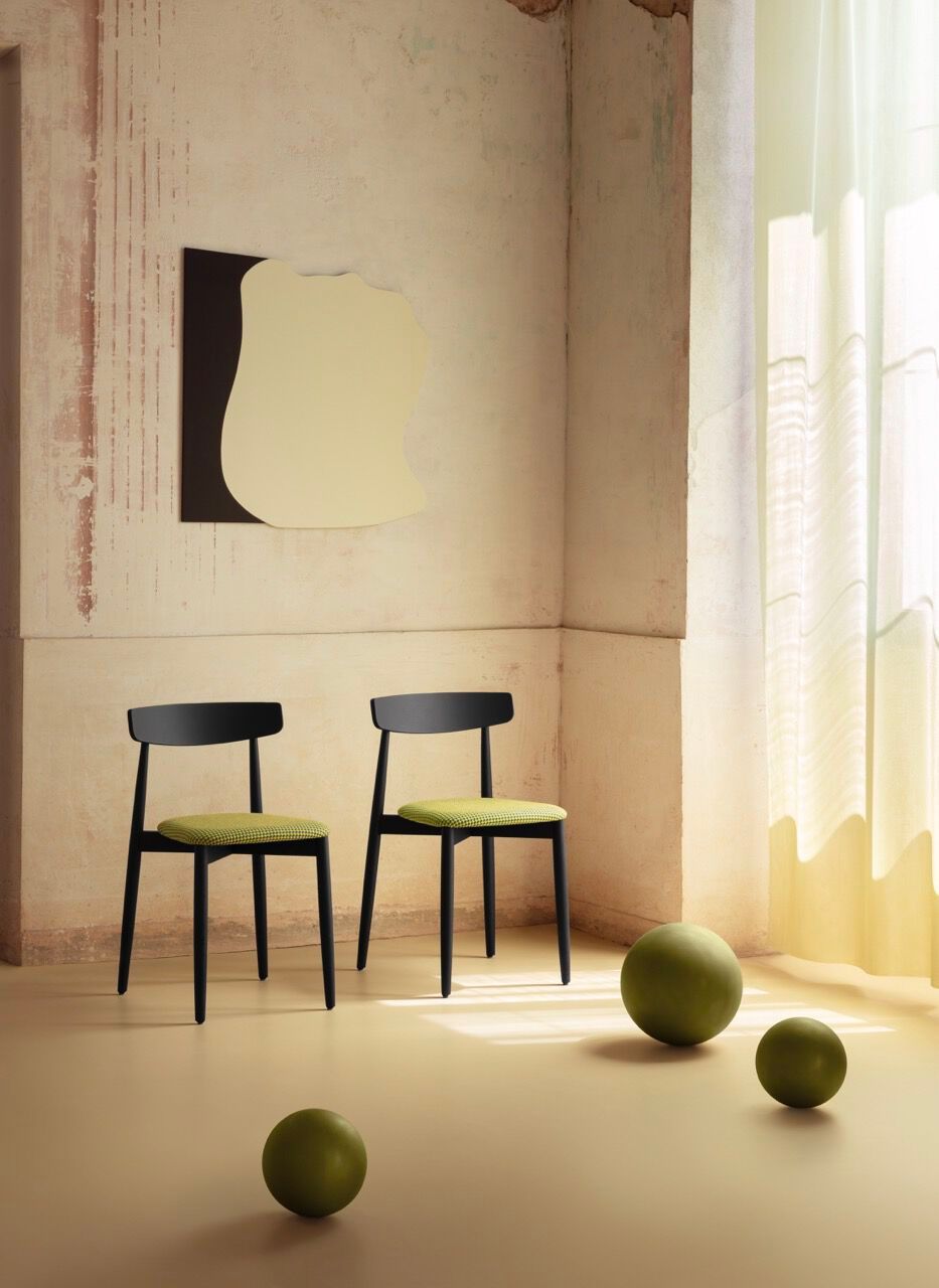 Деревянный штабелируемый стул Miniforms Claretta ARCH-00144527 - Вид №2