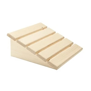 Подголовник из ели