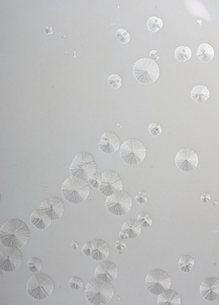 Lladró Круглый журнальный столик из фарфора Moment 01040228 - Вид №1