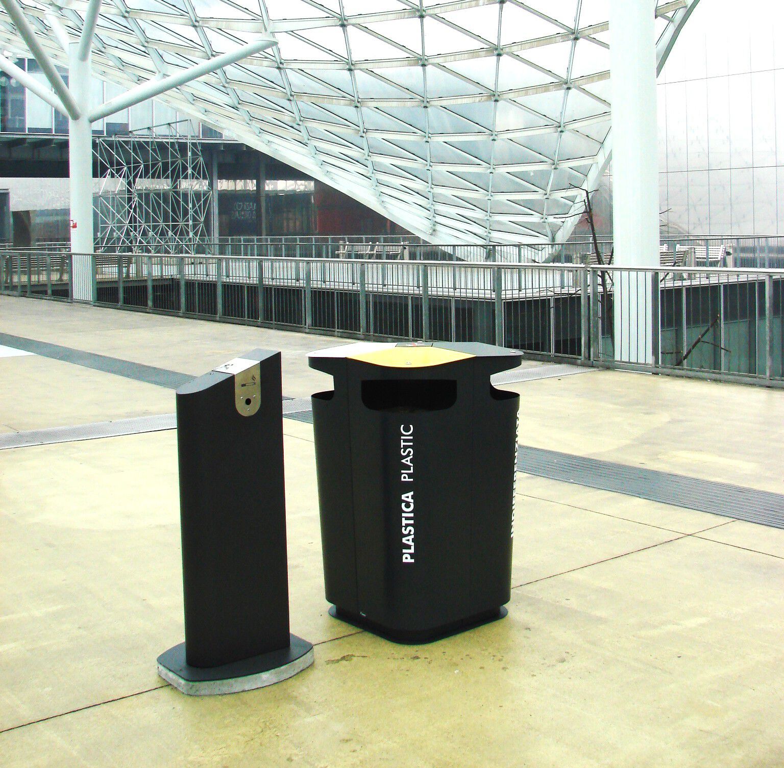 Стальная корзина для мусора для утилизации отходов Studio Città Flower ARCH-00109529 - Вид №2