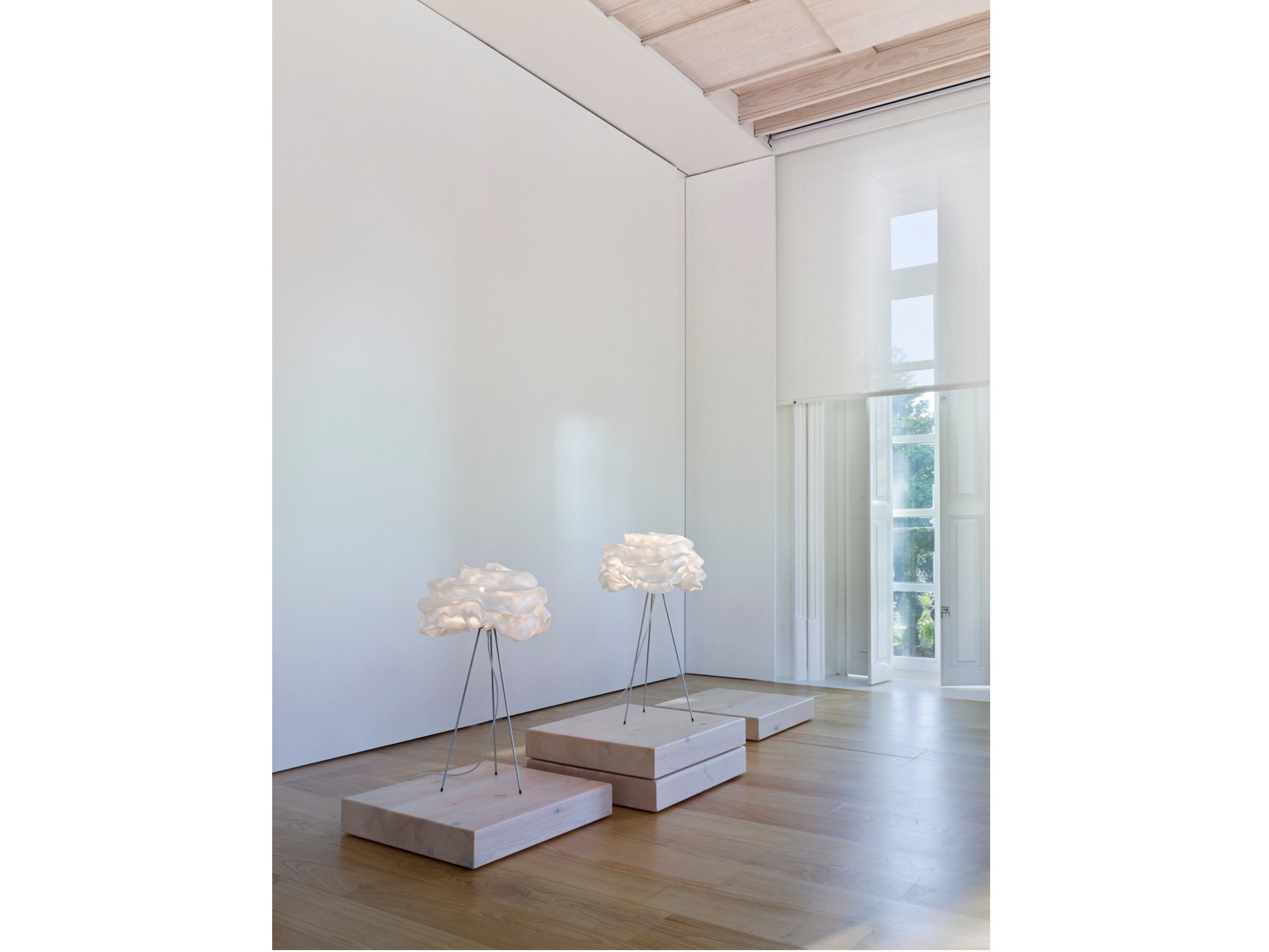 Светодиодная настольная лампа из нержавеющей стали A-Emotional Light Nevo ARCH-00137454 - Вид №1