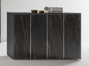 Офисная мебель из Laminam® и дерева